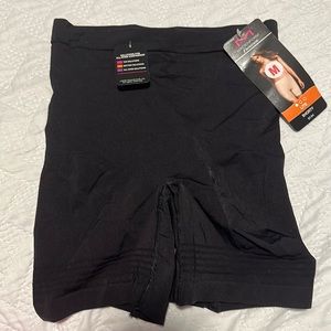 Maidenform Shorts M